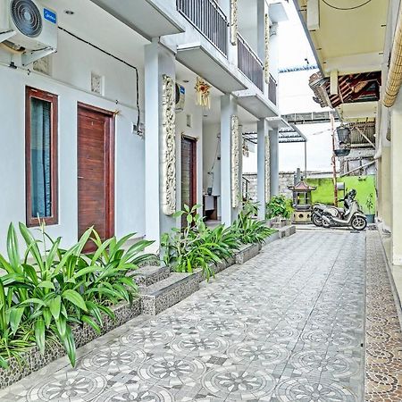 Oyo 91080 Kubu D&D Guesthouse Seminyak Eksteriør bilde