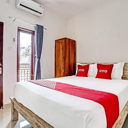 Oyo 91080 Kubu D&D Guesthouse Seminyak Eksteriør bilde