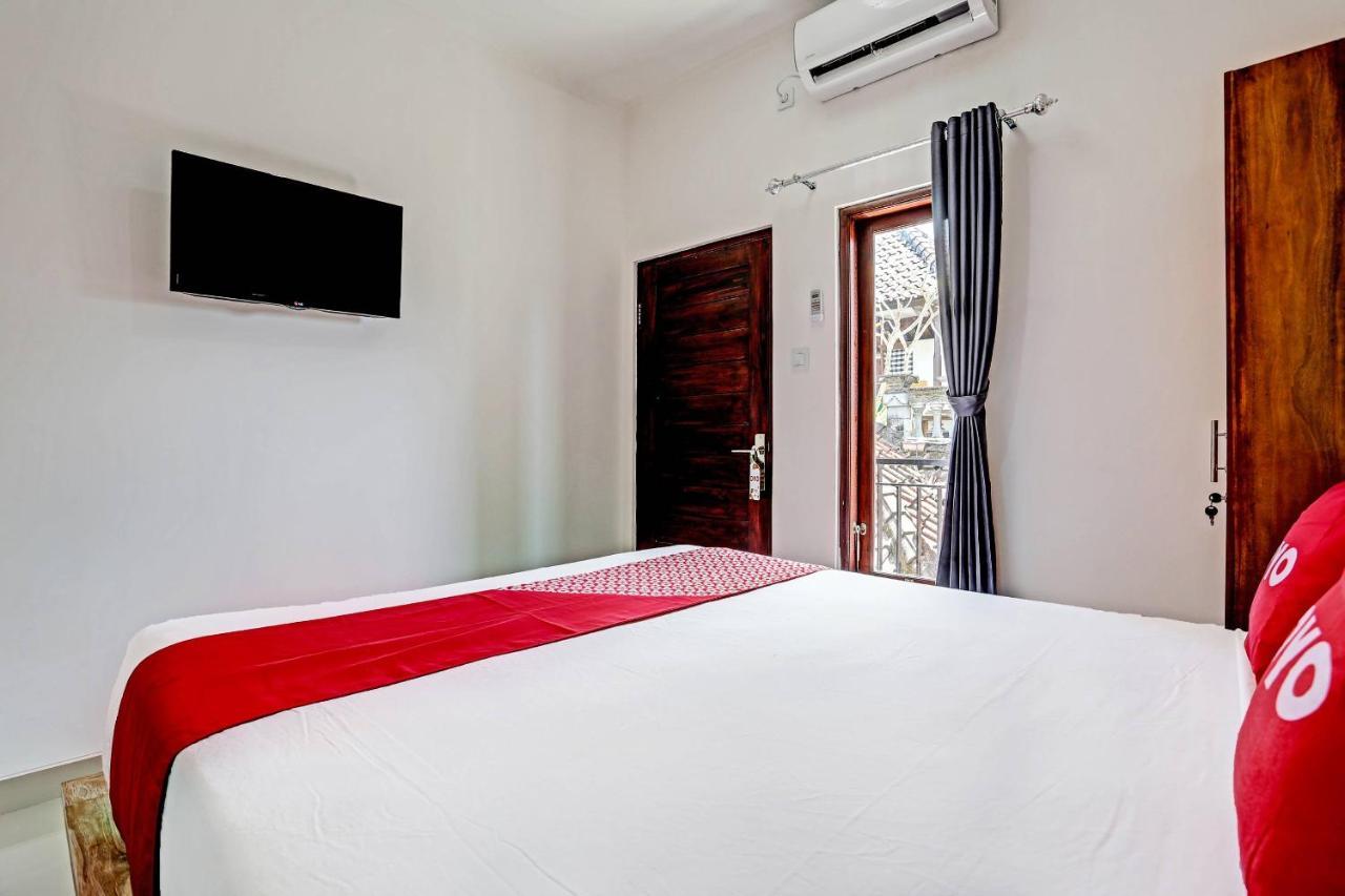 Oyo 91080 Kubu D&D Guesthouse Seminyak Eksteriør bilde