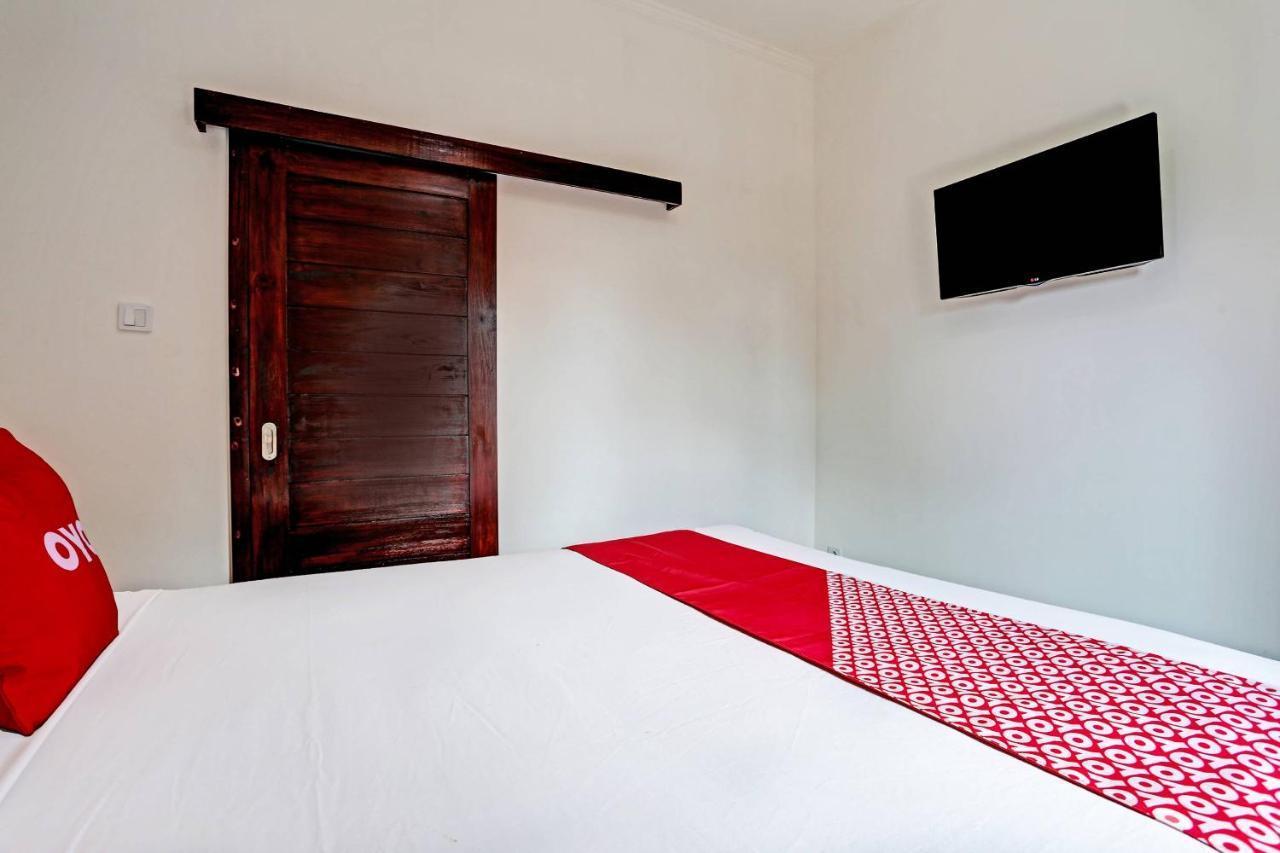 Oyo 91080 Kubu D&D Guesthouse Seminyak Eksteriør bilde