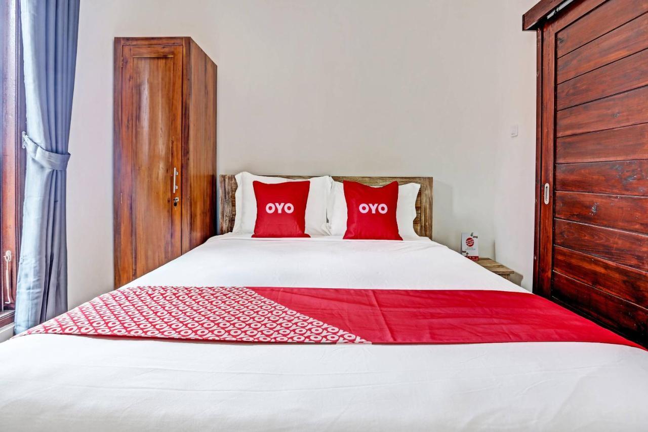 Oyo 91080 Kubu D&D Guesthouse Seminyak Eksteriør bilde