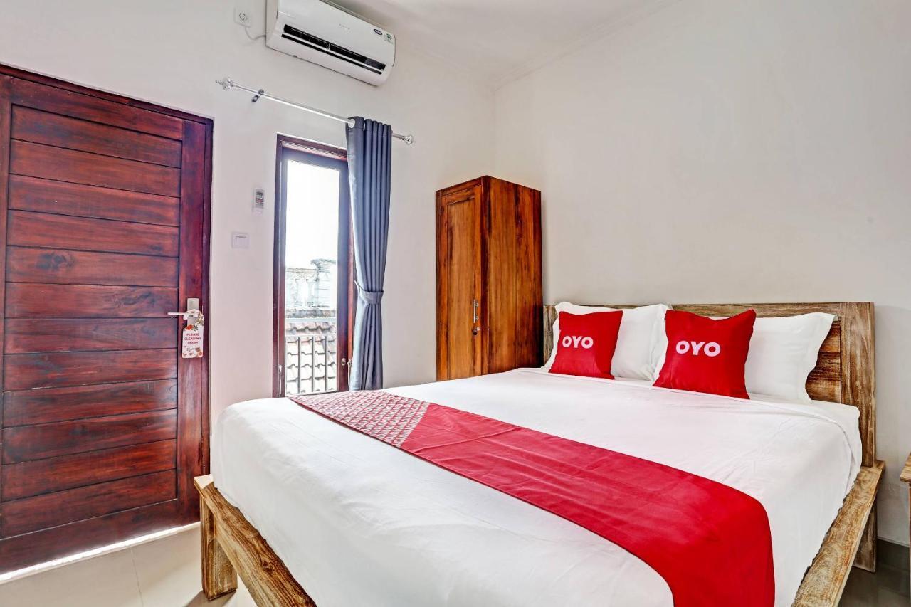 Oyo 91080 Kubu D&D Guesthouse Seminyak Eksteriør bilde